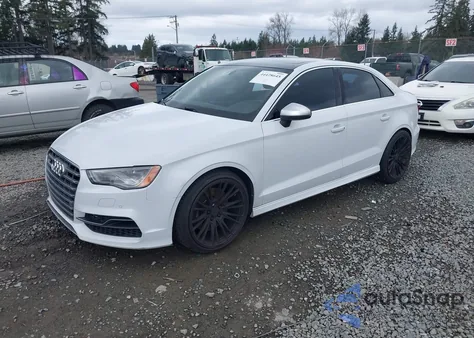 2015 Audi S3 2.0T Premium Plus z USA, uszkodzony, nr VIN WAUFFGFF1F1109967